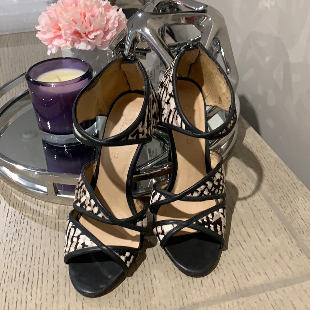 Lamb Shoes size 6